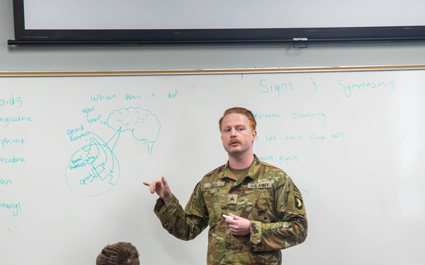 101st Division Sustainment Brigade Soldiers receive pre-deployment training