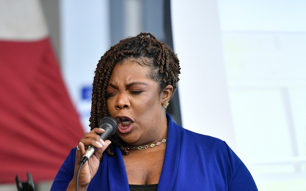 Airborne Command &amp; Control and Logistics Wing holds change-of-command ceremony