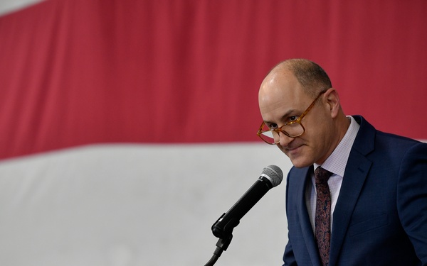 Airborne Command &amp; Control and Logistics Wing holds change-of-command ceremony