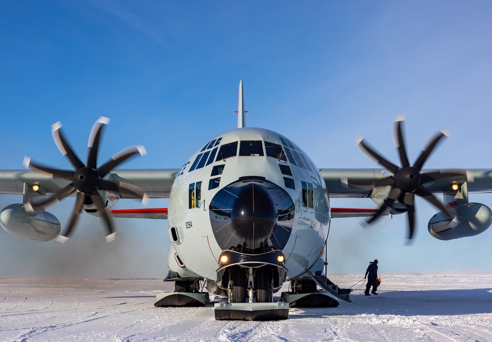 LC-130 Hercules Fresh Water Landing