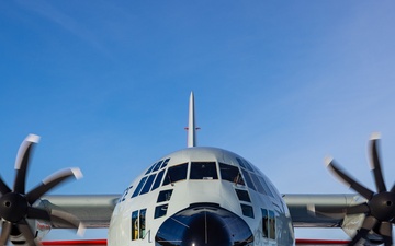 LC-130 Hercules Fresh Water Landing