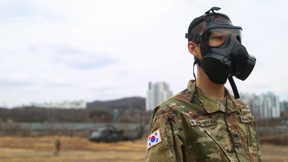 USAG Casey Takes Part in Gas Chamber Training