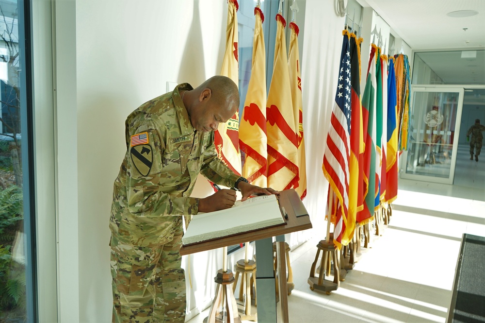 Installation Management’s Deputy Commanding General visits Garrison Wiesbaden