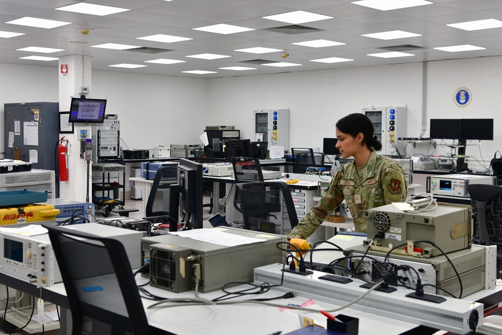 Calibrating for Success: PMEL Technicians Keep the Mission on Point