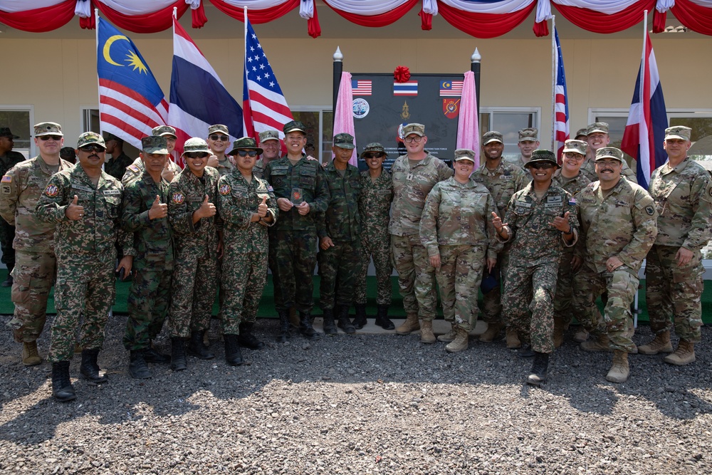 Cobra Gold: U.S., Thai, Malaysian armed forces build a schoolhouse in Rayong, Thailand