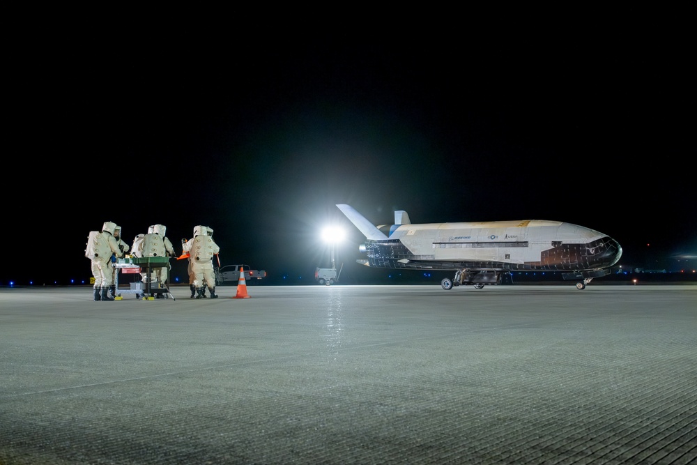 X-37B Orbital Test Vehicle Concludes Seventh Successful Mission