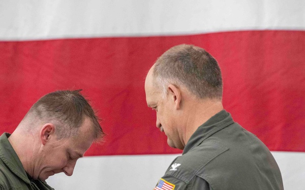 HSC-26 Holds Change of Command Ceremony