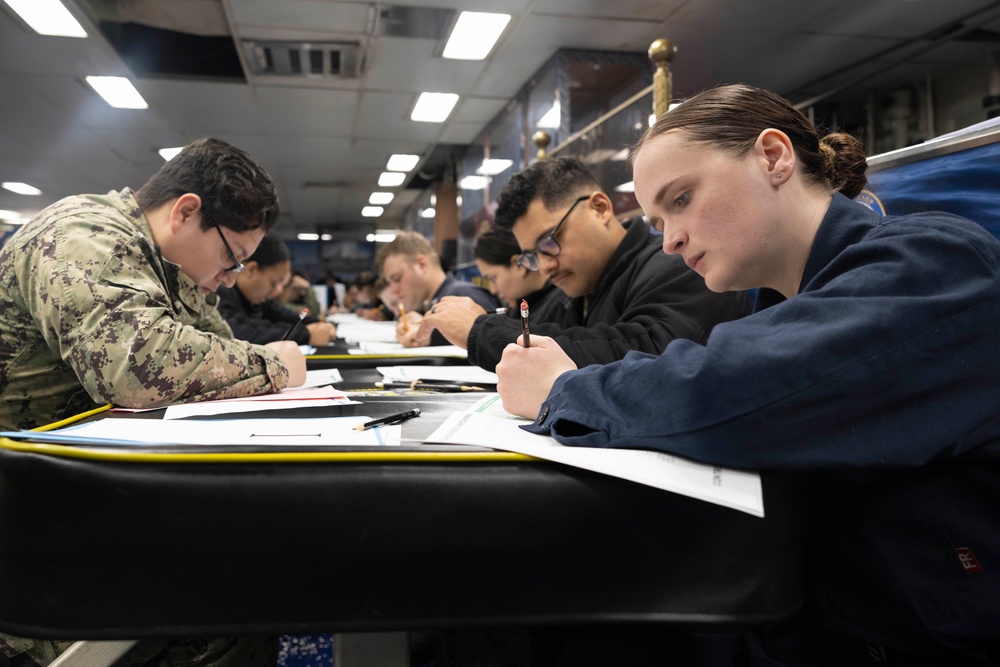 Sailors Take E6 Exam