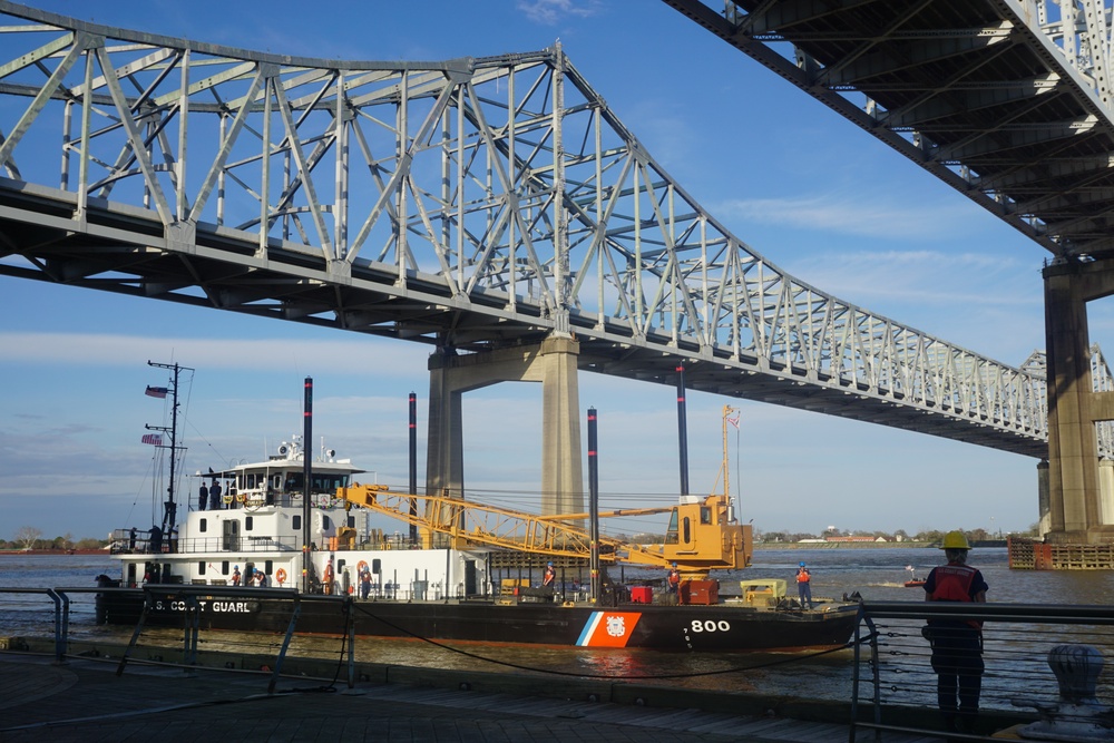 U.S. Coast Guard cutter participates in Mardi Gras celebrations