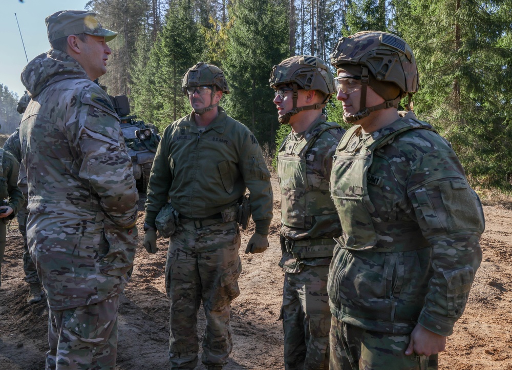 Deputy Commanding General-Maneuver of V Corps visits Camp Reedo