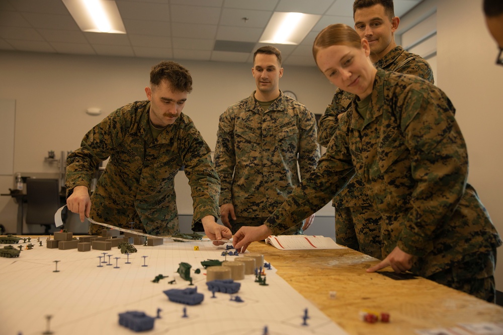 Marines Test out &quot;Down Range&quot; Wargame