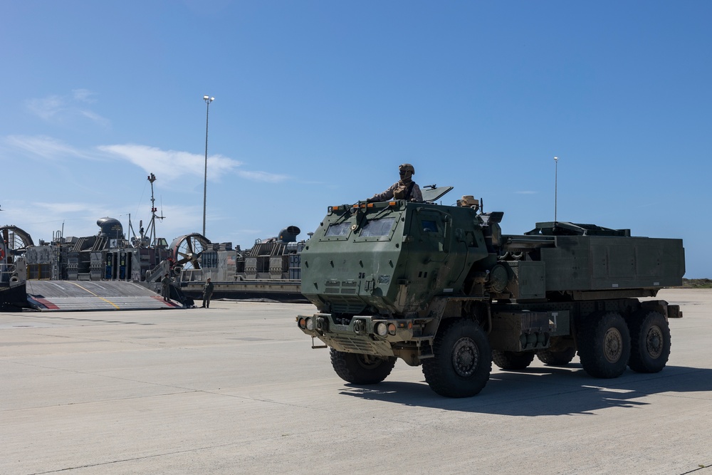 QUART 25.2: Marines and Sailors perform LCAC drills with HIMARS
