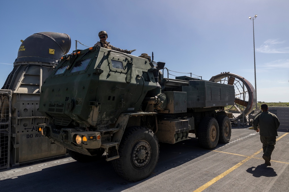 QUART 25.2: Marines and Sailors perform LCAC drills with HIMARS