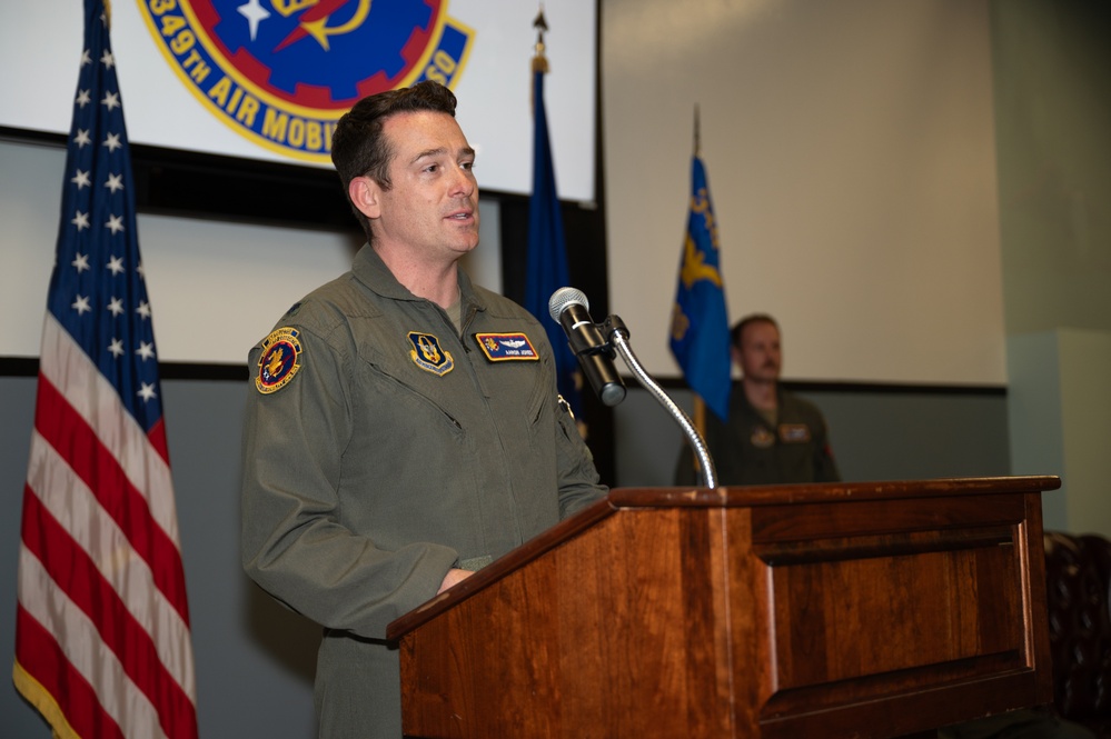 349 AMW welcomes new 349 AMOS commander