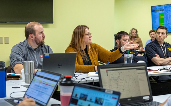 Partnership at the table: Pittsburgh District hosts first multi-agency emergency scenario exercise to fight floods together