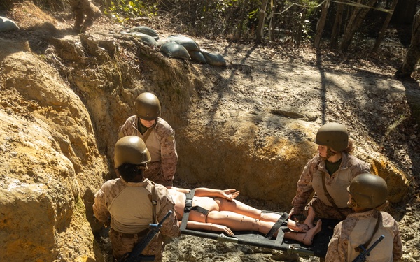 Field Medical Training Battalion ‒ East conducts casualty evacuation training