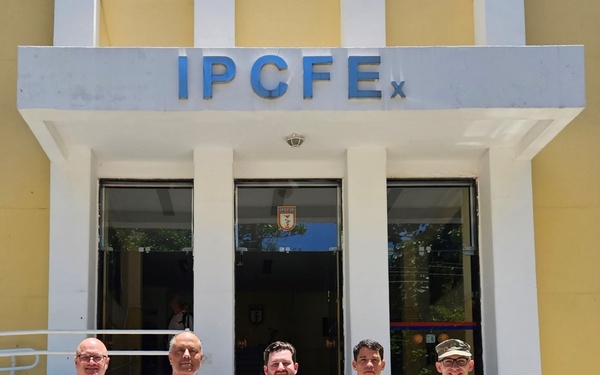WRAIR-West visits the Brazilian Army Research Institute for Physical Fitness (IPCFEx) in Rio de Janeiro