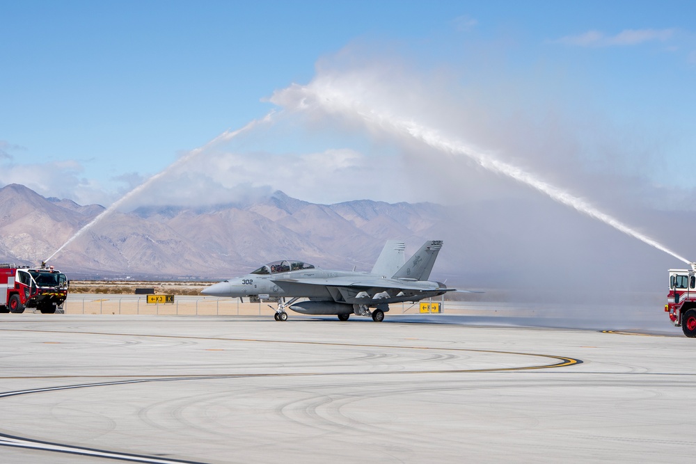 Dust Devils Turn the Page: VX-31 Welcomes New Commanding Officer