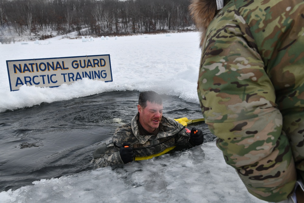 177th Leader Sharpens Cold-Weather Edge, Graduates Subzero Survival Course