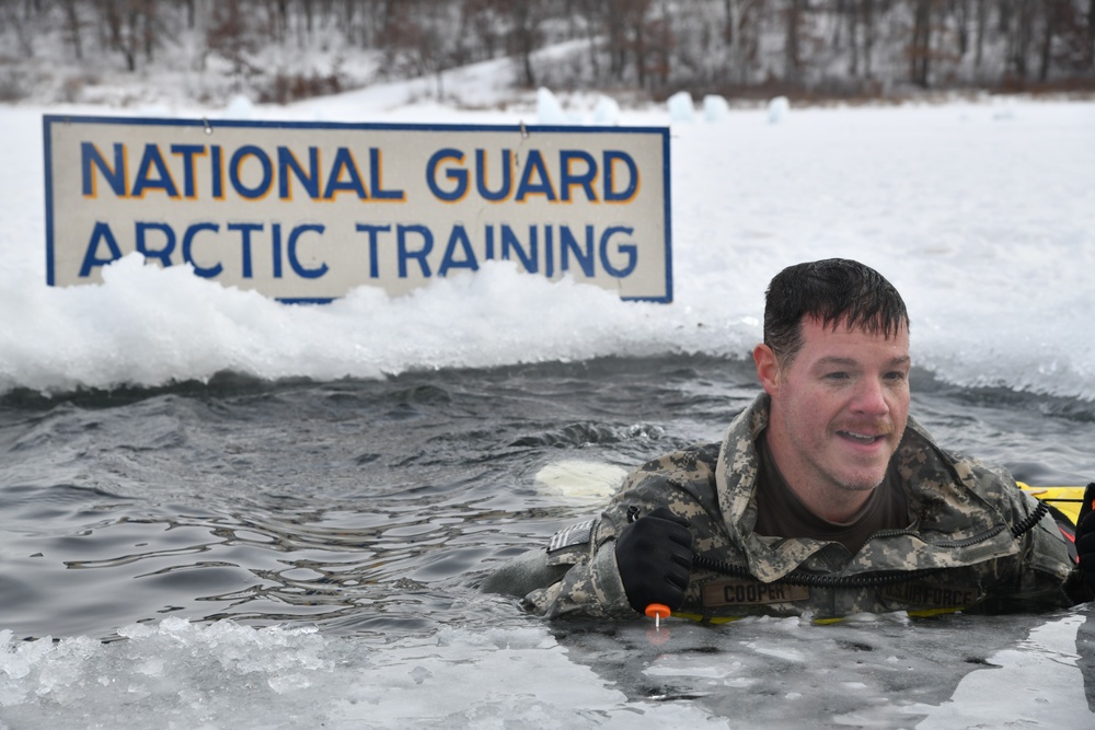 177th Leader Sharpens Cold-Weather Edge, Graduates Subzero Survival Course