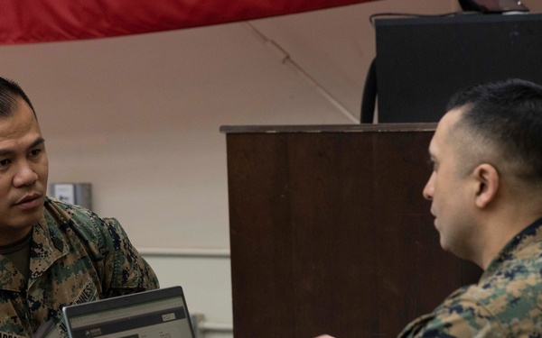 I MEF Marines meet with monitors at MMEA Roadshow