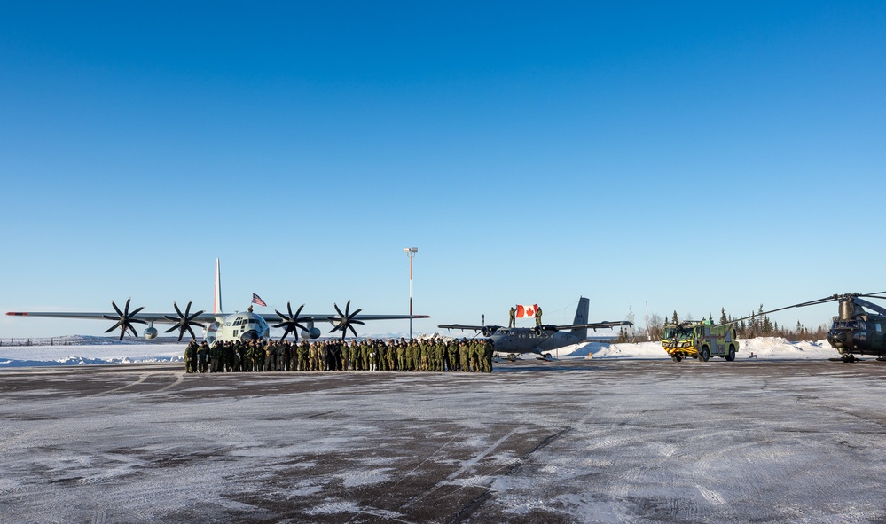 Operation Nanook-Nunalivut Group Photo