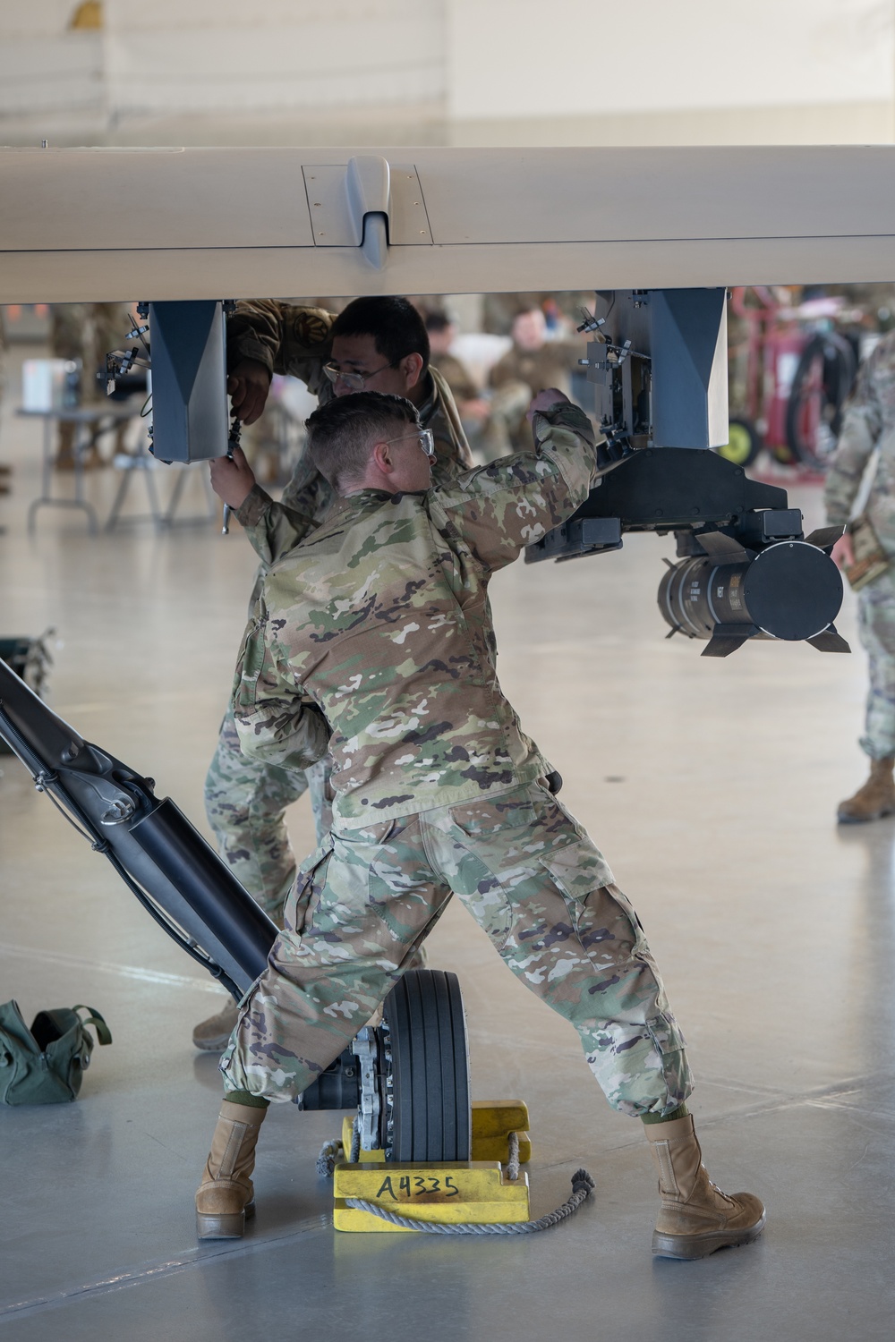 Airmen Compete in Finale Load Crew Competition for the Year