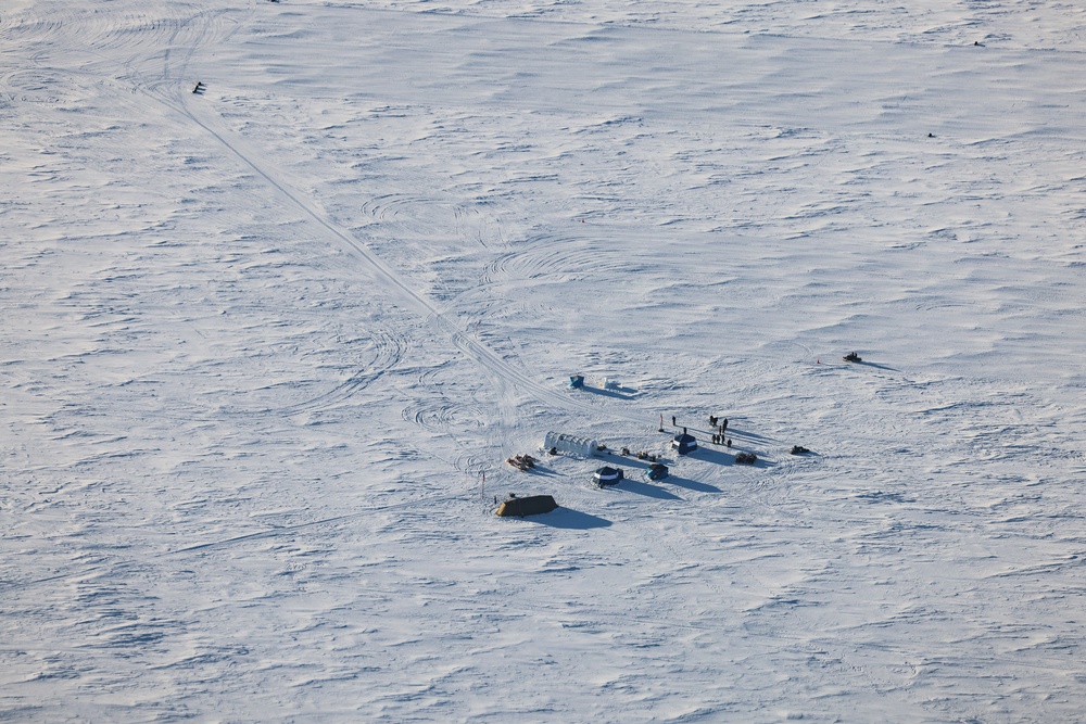 Husky Camp on Parsons Lake