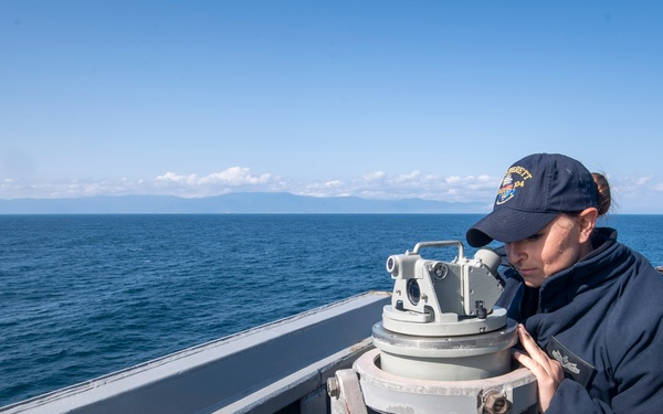 USS Sterett conducts routine operations as part of the Carl Vinson Carrier Strike Group
