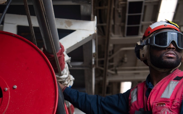 USS Sterett conducts routine operations as part of the Carl Vinson Carrier Strike Group