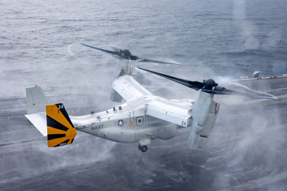 USS Carl Vinson (CVN 70) Conducts Routine Flight Operations in the Sea of Japan