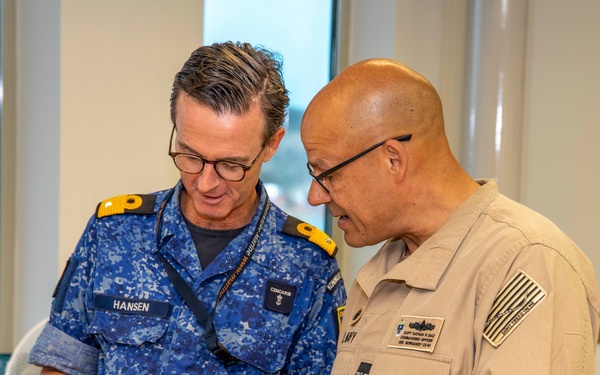 USS Normandy visits Netherlands Navy Forces Caribbean