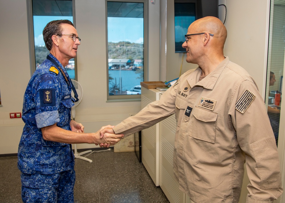 USS Normandy visits Netherlands Navy Forces Caribbean