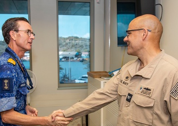 USS Normandy visits Netherlands Navy Forces Caribbean