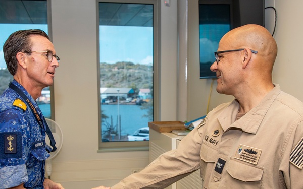 USS Normandy visits Netherlands Navy Forces Caribbean