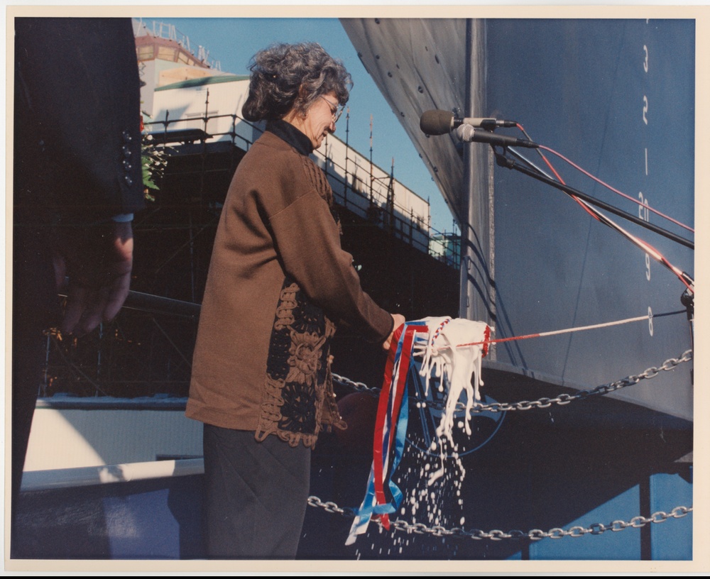 Dolia Gonzalez Christens the USS Gonzalez (DDG 66)