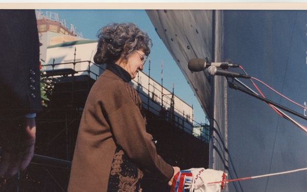 Dolia Gonzalez Christens the USS Gonzalez (DDG 66)