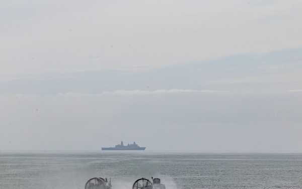 QUART 25.2: Marines and Sailors perform LCAC drills with HIMARS on Red Beach
