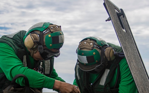 USS Abraham Lincoln conducts flight operations