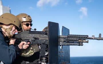 QUART 25.2: Live-fire exercise at sea