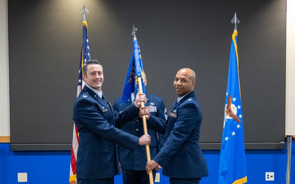 Darden assumes command of 433rd TRS ‘Raiders’