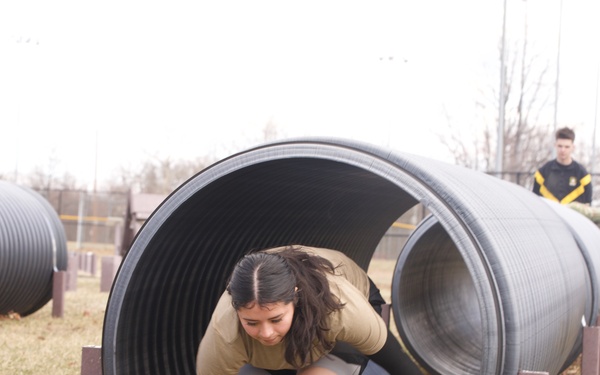 DC National Guard Recruits Take on Confidence-Conditioning Obstacle Course