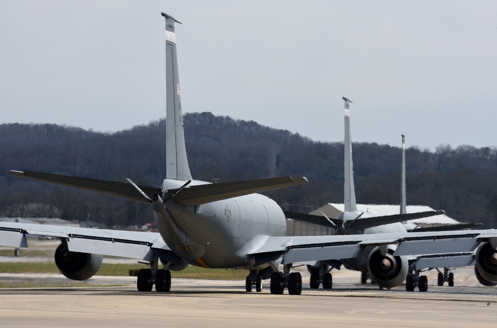 117th Maintenance Group Airmen Ensure Mission Readiness