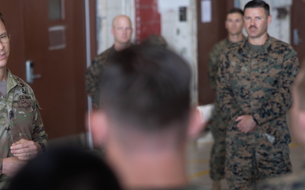 Joint Task Force Southern Guard commander recognizes Marine linguist's support