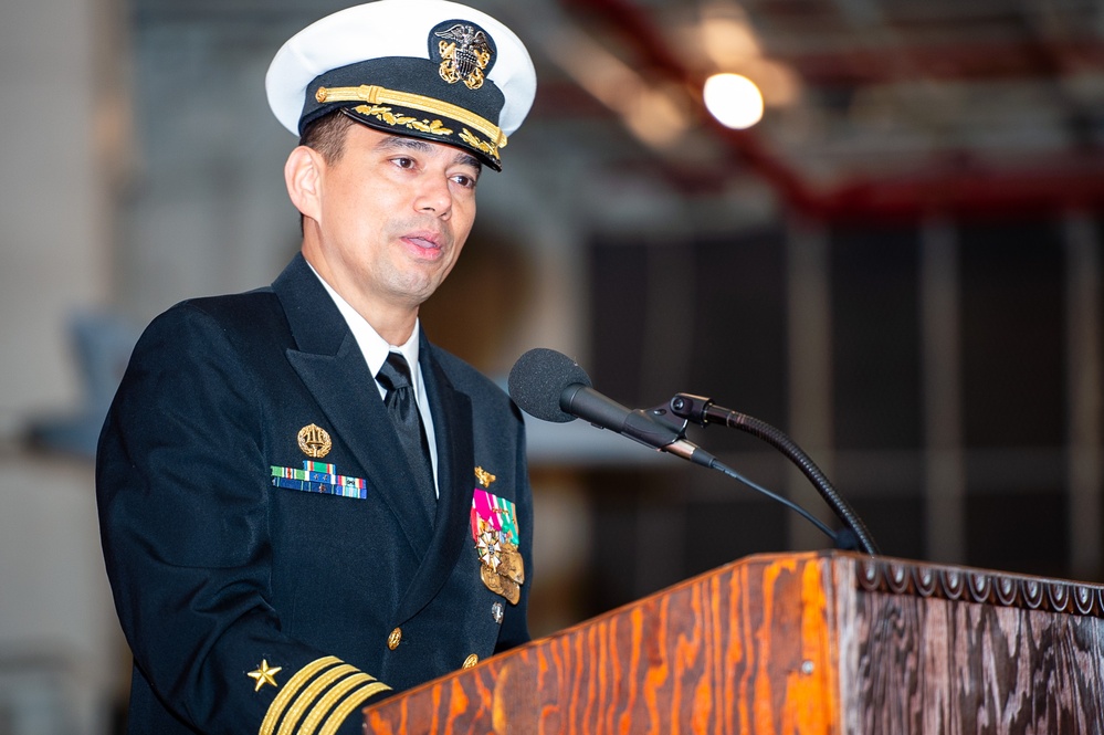 Navy Reserve Center Alameda Changes Command