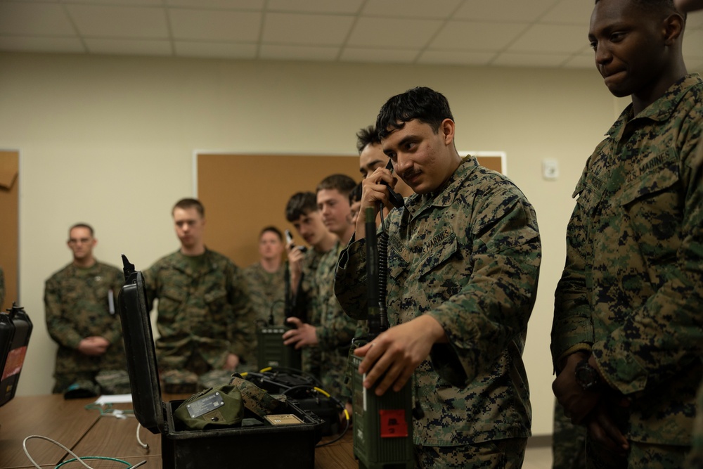 U.S. and ROK Marines Conduct Communication Checks