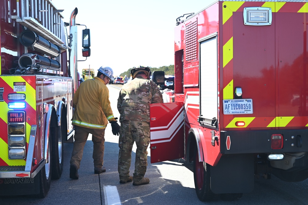 New York National Guard and over 80 Fire Departments fight Pine Barrens Fire