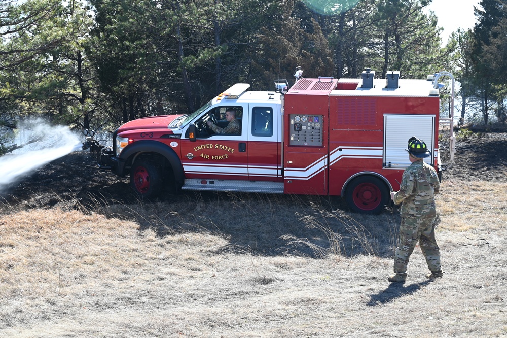 New York National Guard and over 80 Fire Departments fight Pine Barrens Fire