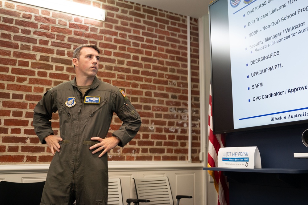 374 AW command team visits 337 ASUF