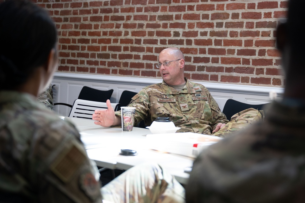 374 AW command team visits 337 ASUF